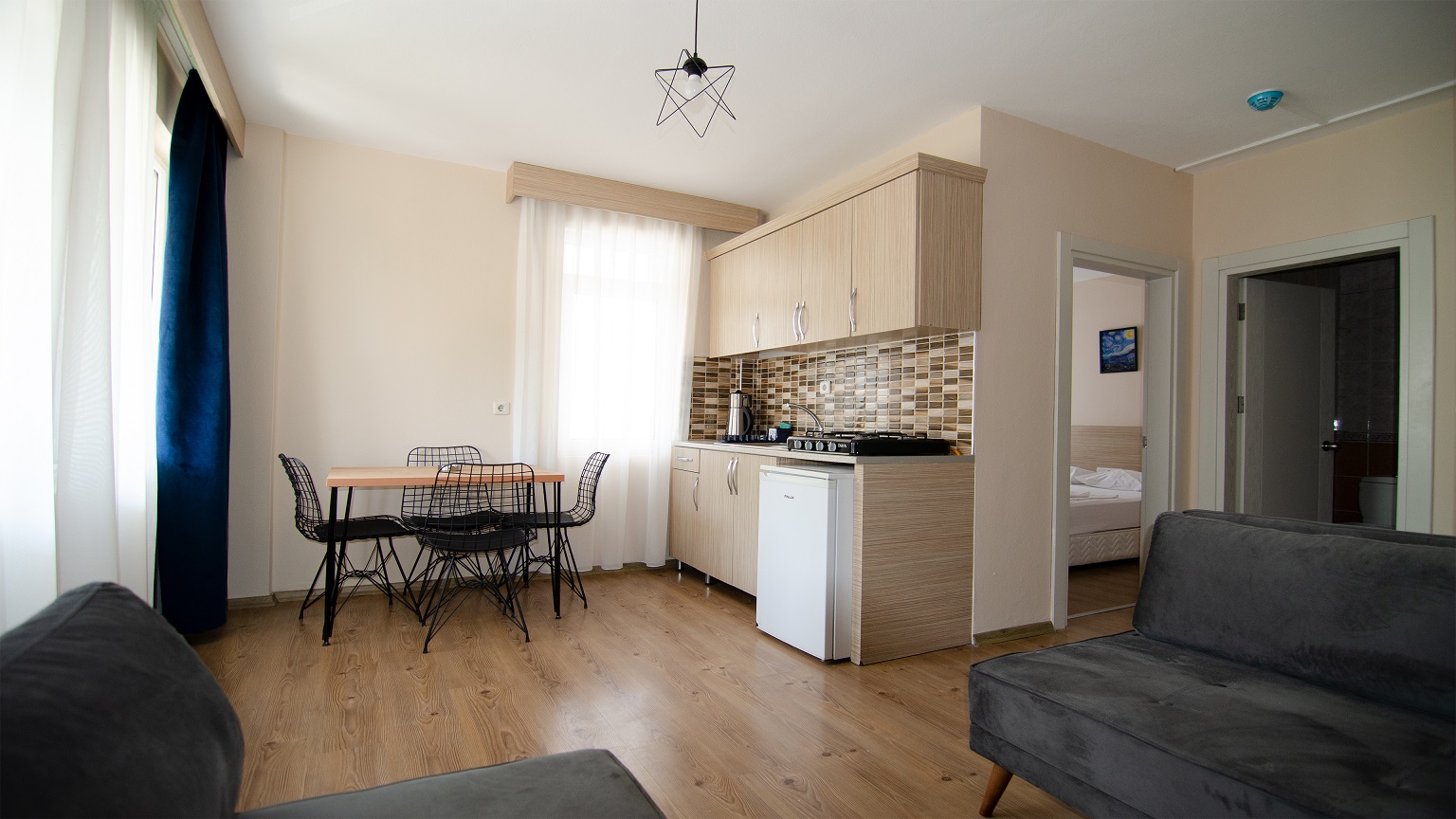 Apart Oda - Havuz veya Dağ Manzaralı